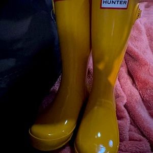 Hunter boots size boy2 girl 3 brand new never worn